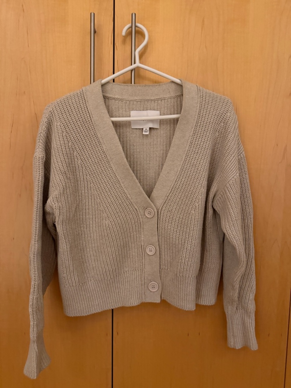 Women's Cropped V-Neck Button Cardigan Sweater - Biege
